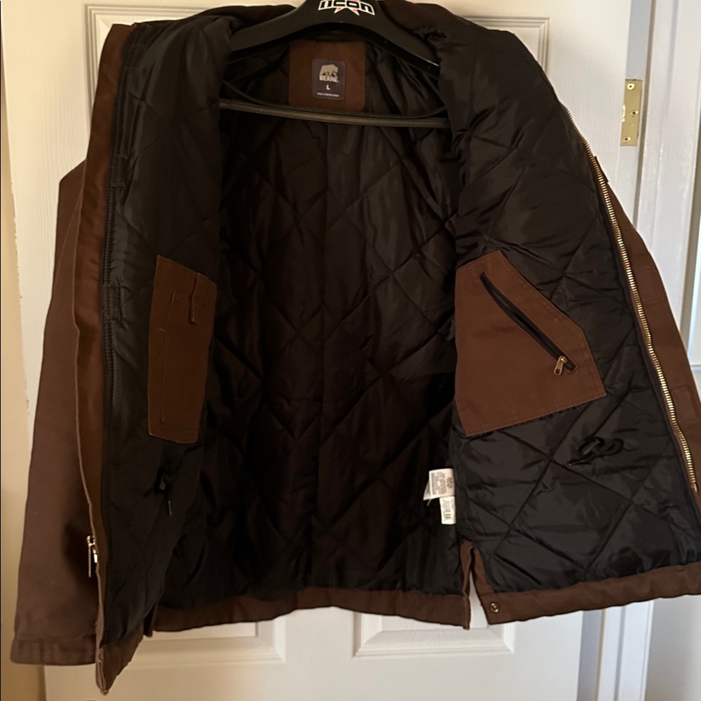 Men's Brown Canvas Barn Jacket
LNWOT - Picture 3 of 3
